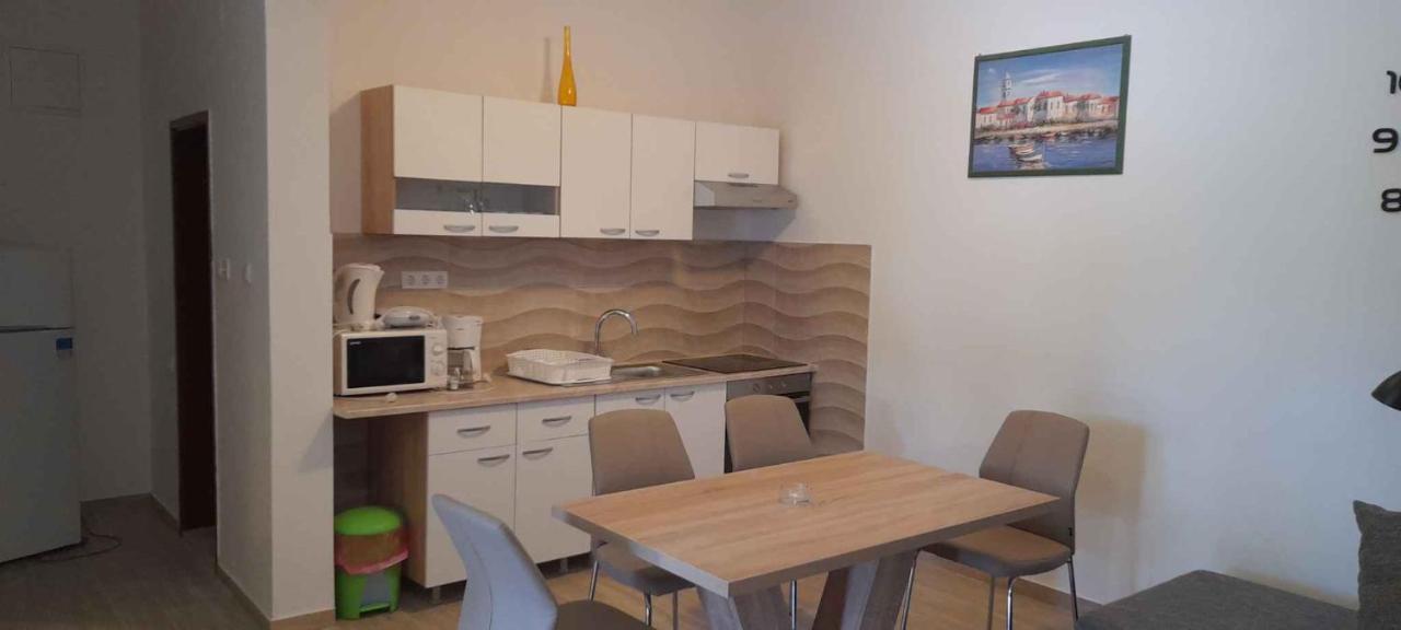 Apartment Lopar 9 エクステリア 写真